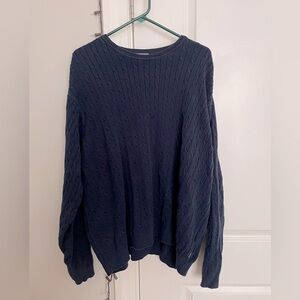 Oversized blue cableknit sweater